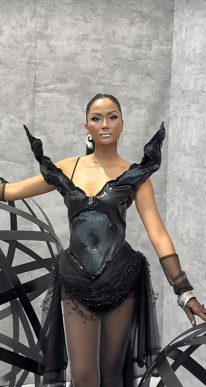 H'Hen Niê với layout make up ấn tượng. Ảnh chụp màn hình Tiktok H'Hen Niê