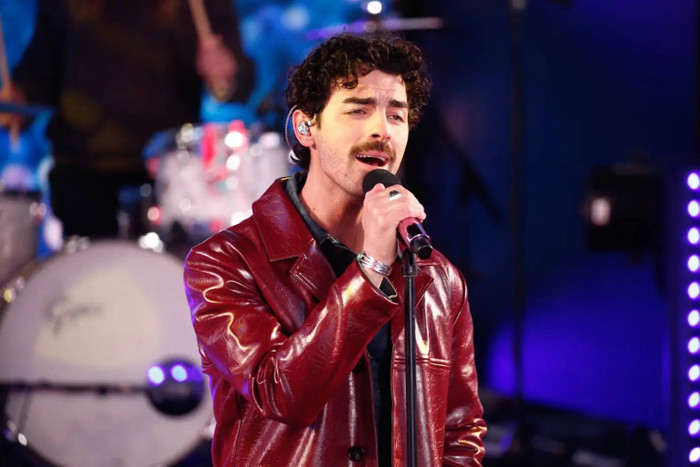 Joe Jonas phải đi trị liệu tâm lý vì doanh số album solo thất bại Ảnh 4