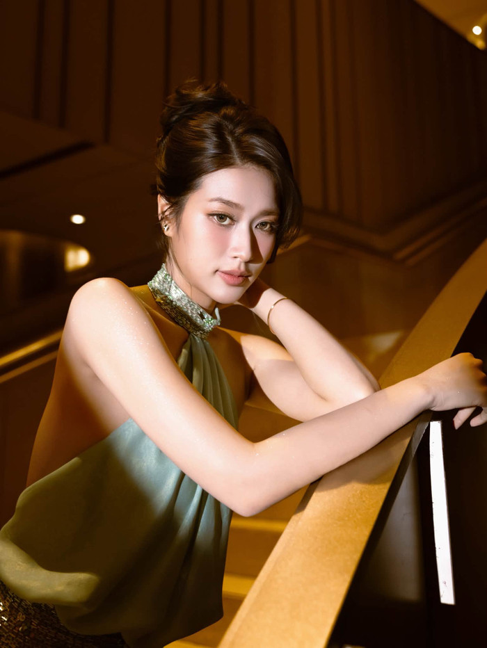 Nhan sắc ngày càng cuốn hút của Đoàn Thiên Ân.