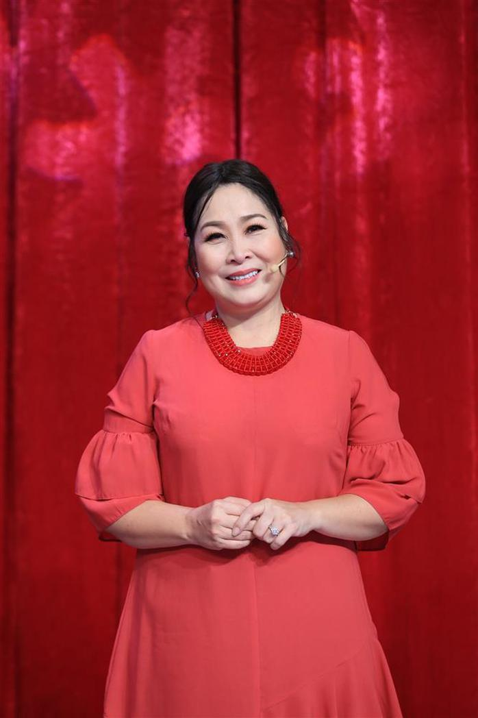 Dù có thực lực, song NSND Hồng Vân vẫn chưa có được 'cú nổ' trên màn ảnh rộng.