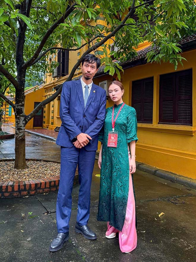 Nhiều khán giả cũng tiếc nuối khi 3 năm gần đây, Đen Vâu và Hoàng Thùy Linh vẫn chưa một lần tái hợp trong âm nhạc.