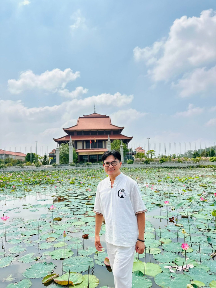 MC Đại Nghĩa được nhiều khán giả yêu mến, ưu ái với danh xưng 'MC quốc dân' (Ảnh: FBNV).