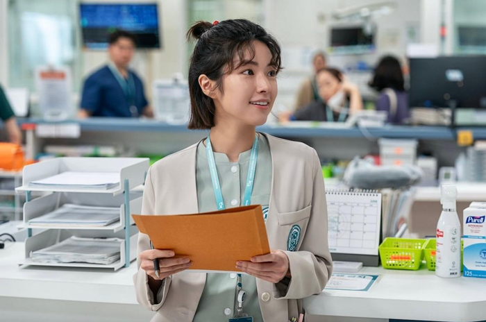 Ha Young chính thức rút khỏi phần tiếp theo của The Trauma Code sau tranh cãi liên quan đến gia đình.