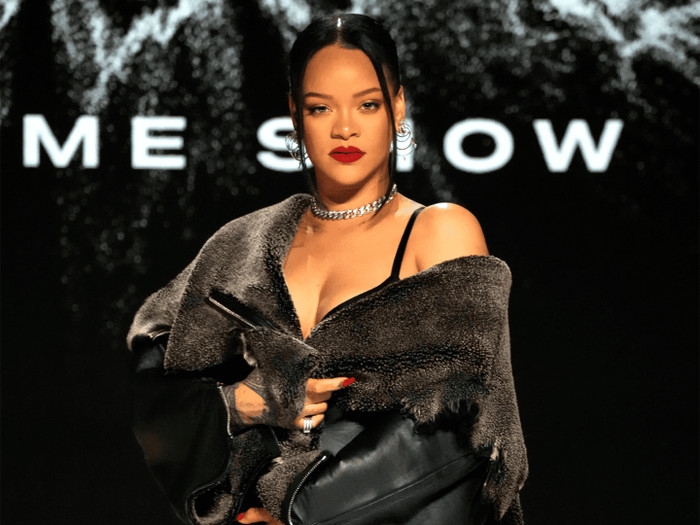 Rihanna lập kỷ lục chưa từng có, đến cả Taylor Swift cũng chưa làm được Ảnh 1