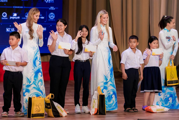 Bảo Ngọc cùng 110 thí sinh Miss World 2026 tham gia hoạt động thiện nguyện trước đêm chung kết Ảnh 3