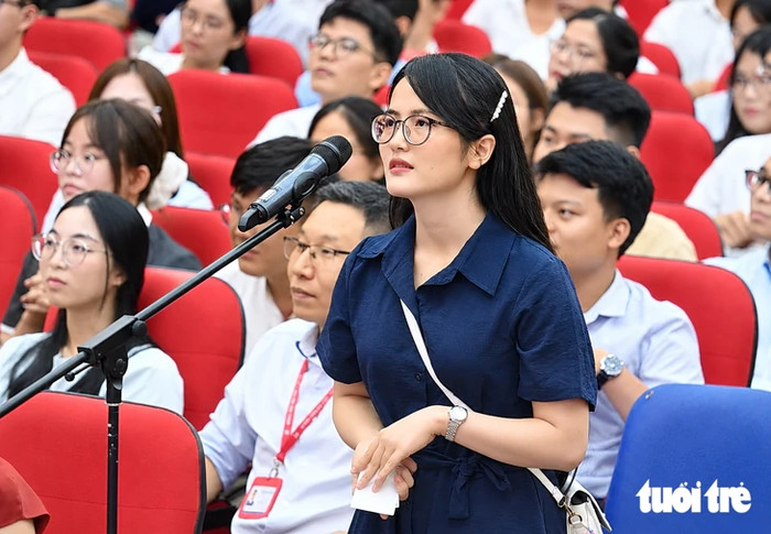 Khoảnh khắc tân bác sĩ nội trú Huyền Trang hô tên chọn chuyên ngành chiều 9-9 - Ảnh: DƯƠNG LIỄU&nbsp;