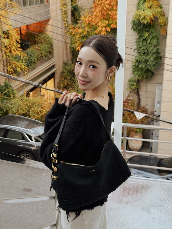 Tiffany Young đã đăng ký kết hôn cùng Byun Yo Han nhưng kín tiếng về chuyện tổ chức đám cưới.