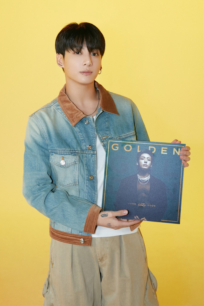 Ca khúc solo ra mắt 3 năm trước giúp Jungkook viết thêm kỷ lục Ảnh 3