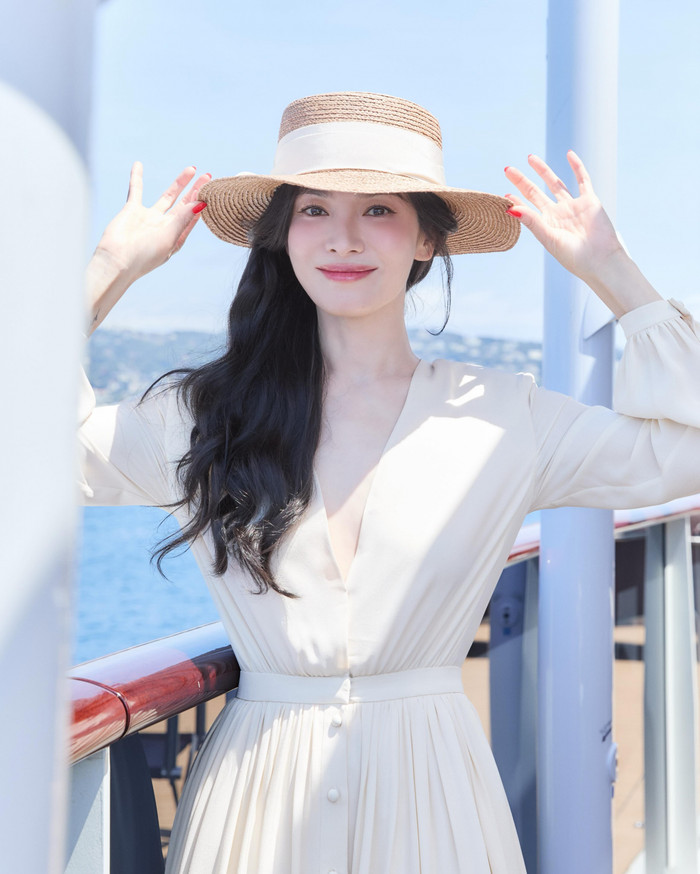 Song Hye Kyo duy trì sức hút sau nhiều năm hoạt động nghệ thuật.