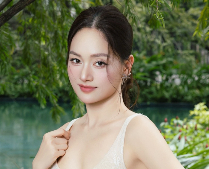 Diễn viên Lan Phương thử sức với nhiều vai diễn đa dạng.