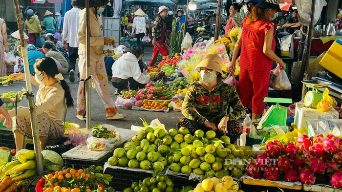 Đi chợ sớm để cảm nhận nhịp sống đặc trưng ở Đồng Tháp. Ảnh: báo Dân Việt