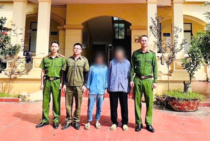 Công an xã Pà Vầy Sủ kịp thời xác minh đưa chị V.T.D. về nhà an toàn.