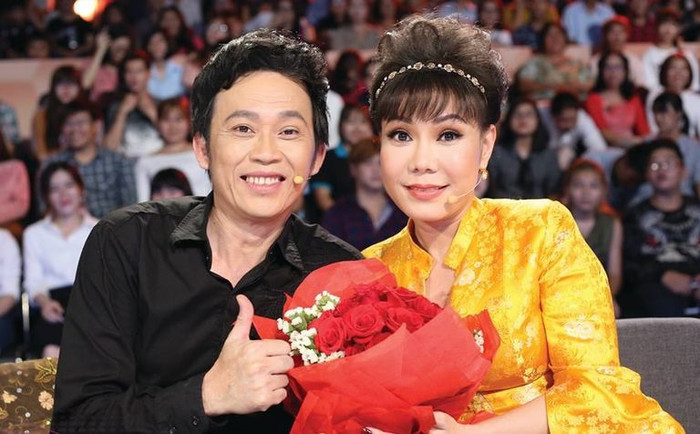 Một trong những lần hợp tác đáng nhớ của Hoài Linh và Việt Hương là Nhà Có 5 Nàng Tiên ra mắt năm 2013.&nbsp;