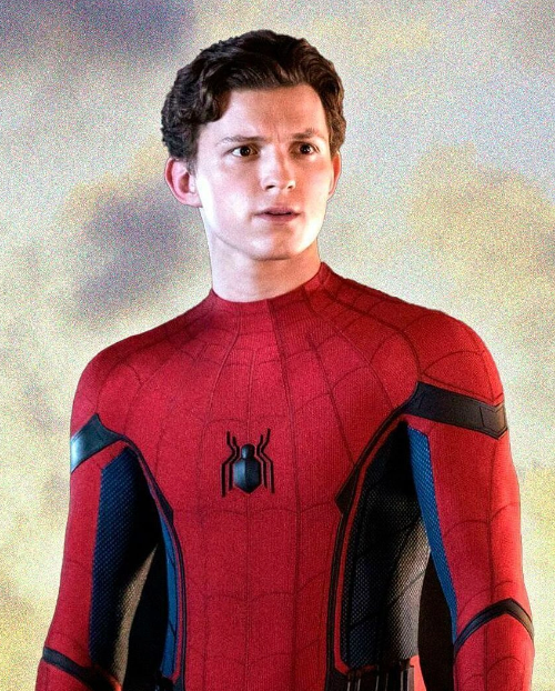 Tom Holland nổi tiếng toàn cầu nhờ vai Người Nhện.