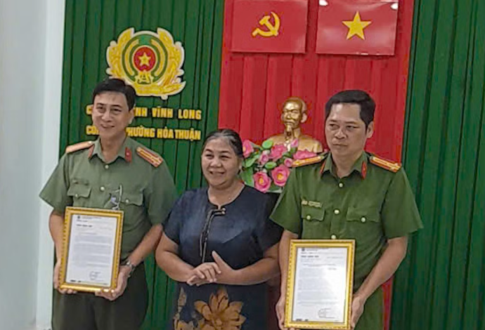 Trường Đại học Trà Vinh trao Thư cảm ơn lực lượng phá án.