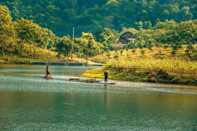Vẻ đẹp thơ mộng của dòng sông Giăng. Ảnh: báo Nghệ An