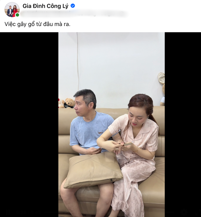 Khoảnh khắc đời thường của vợ chồng NSND Công Lý.