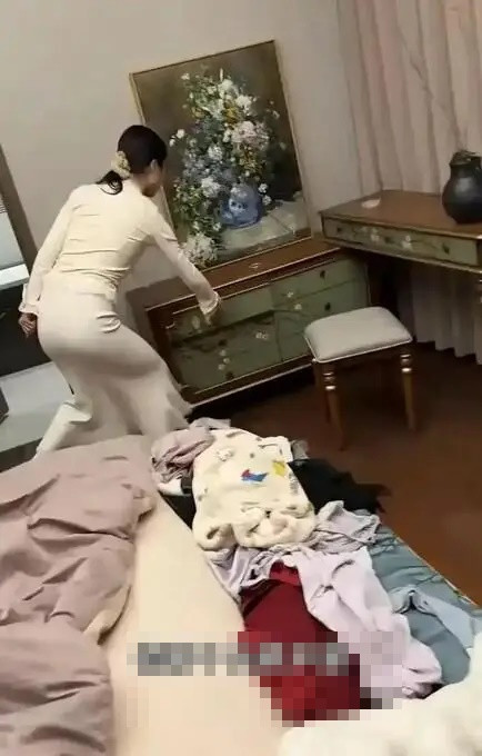 Chồng bất ngờ trở về sau chuyến công tác, phát hiện bí mật của vợ sau thời gian dài sống xa nhau Ảnh 4