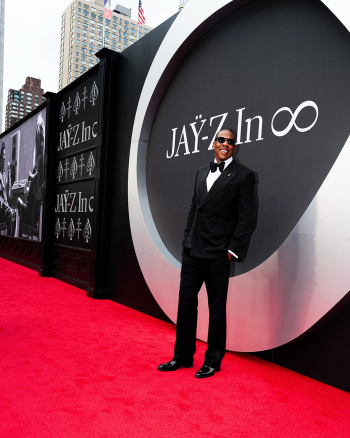 JAY-Z bất ngờ khi những điều từng viết trong âm nhạc trở thành hiện thực Ảnh 1