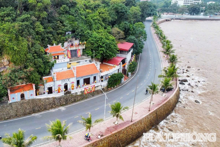 Tuyến đường ven biển trên bán đảo Đồ Sơn. Ảnh: báo Hải Phòng