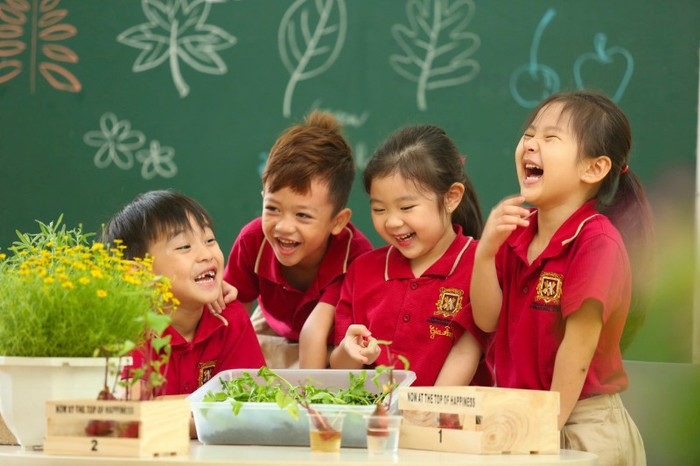 Nhà nước ưu tiên đầu tư và bảo đảm các điều kiện để thực hiện phổ cập giáo dục mầm non cho trẻ em từ 5 đến 6 tuổi. Ảnh: MOET