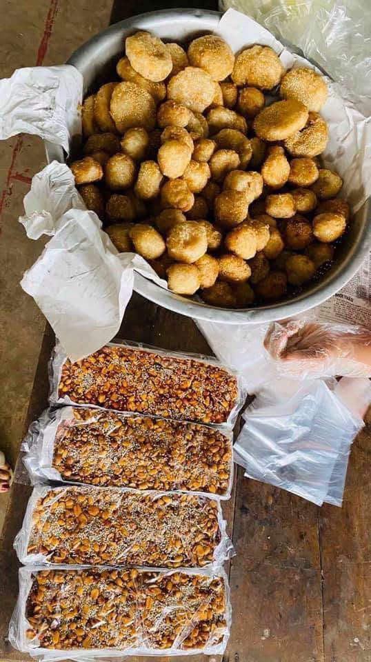 Theo chân Phương Oanh về Ninh Bình đi chợ quê, ăn món dân dã và xem cuộc sống dưới chân núi Ảnh 7