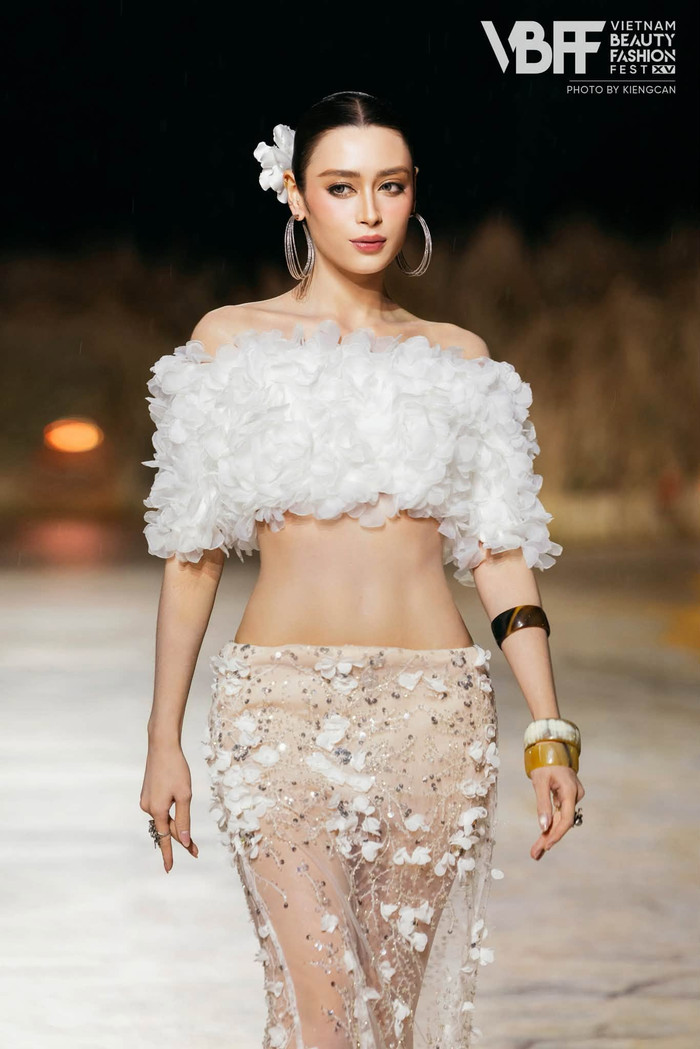 Emoura Phạm chính thức nhập cuộc Miss Grand International 2026 từ ngày 18/9.
