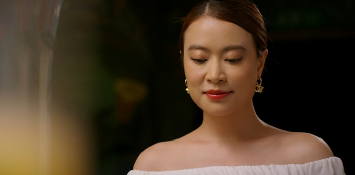 Trong khi phim ảnh chưa tạo được cú bật mới, âm nhạc trở thành vùng hoạt động nổi bật của Hoàng Thùy Linh với Gieo Quẻ, See Tình, LINK và Vietnamese Concert.