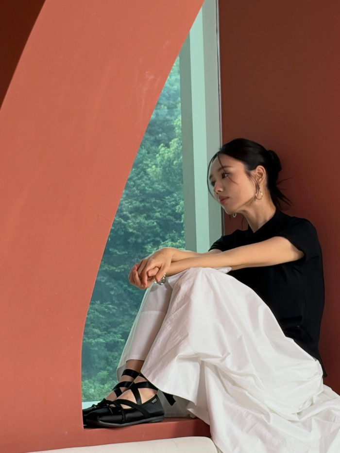 Ahn Eun Jin chia sẻ về quá trình quay phim Người Tình.