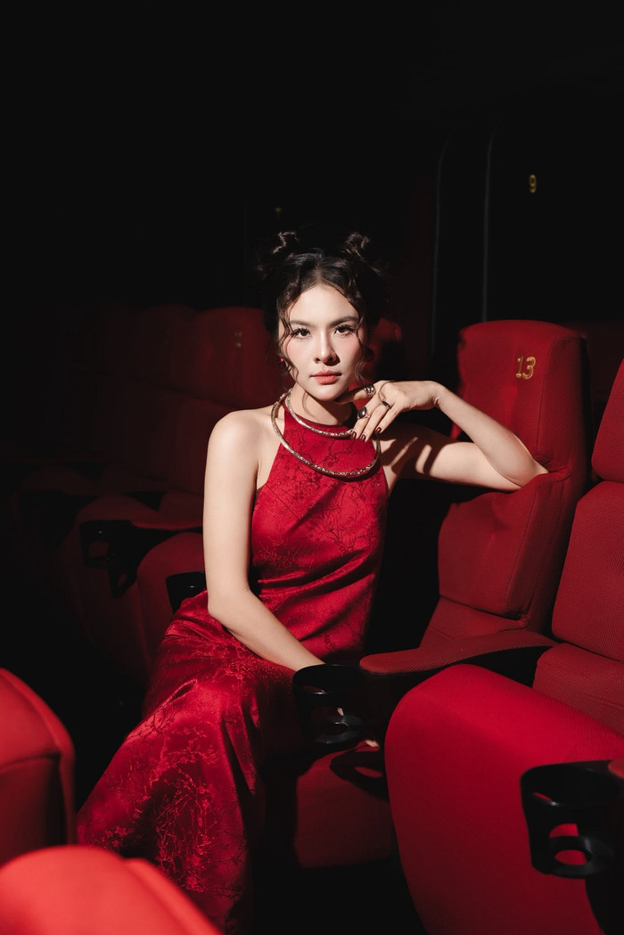 Vân Trang sở hữu nhiều vai diễn đa dạng trong hơn 15 năm hoạt động nghệ thuật. Ảnh: FBNV
