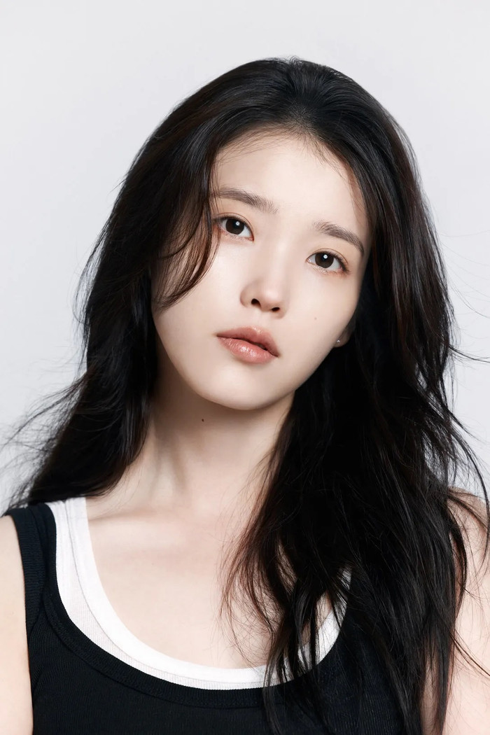IU kỷ niệm 18 năm debut bằng món quà đặc biệt Ảnh 1