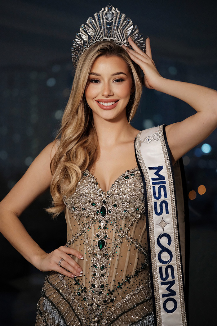 Yolina Lindquist liên tục có những hoạt động công du quốc tế.