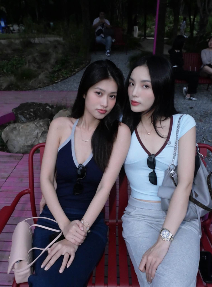 Khoảnh khắc của cả hai trong chuyến đi được nhiều khán giả yêu thích.