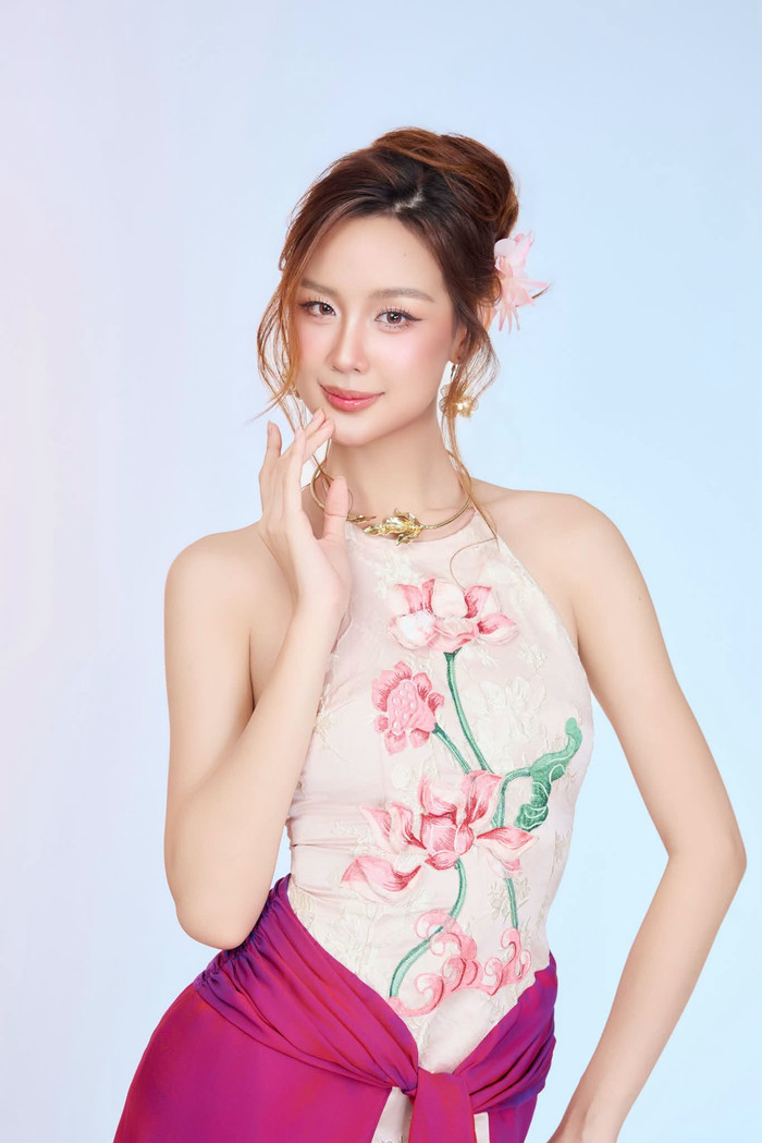 Bảo Ngọc đoạt nhiều thành tích trước chung kết Miss World.