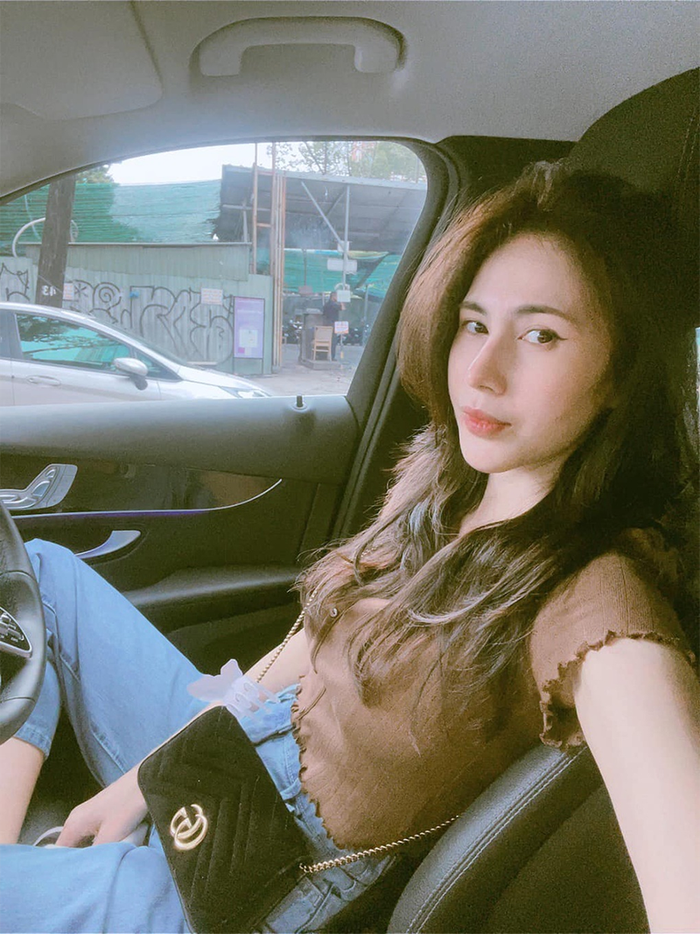 Thủy Tiên có lẽ cần thêm thời gian để tìm lại sự kết nối với khán giả sau thời gian vắng bóng.