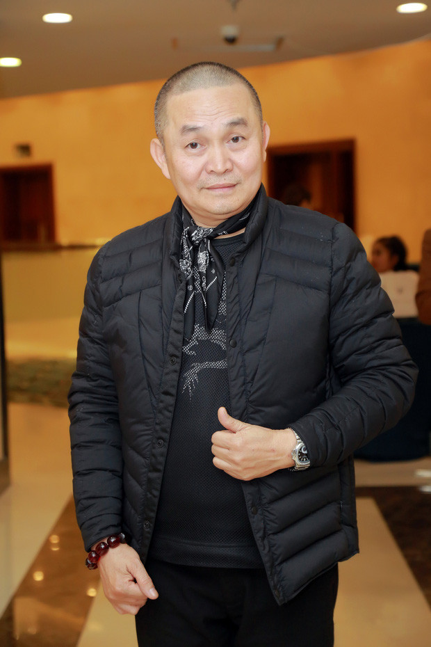 NSƯT Xuân Hinh từng khiến khán giả bất ngờ với màn xuất hiện bùng nổ trong Bắc Bling, mở ra một hình ảnh trẻ trung, mới mẻ bên cạnh Hòa Minzy.&nbsp;