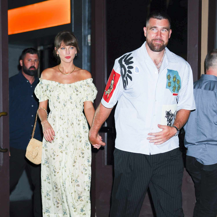 Travis Kelce lần đầu hé lộ điều đặc biệt trong đám cưới với Taylor Swift Ảnh 1