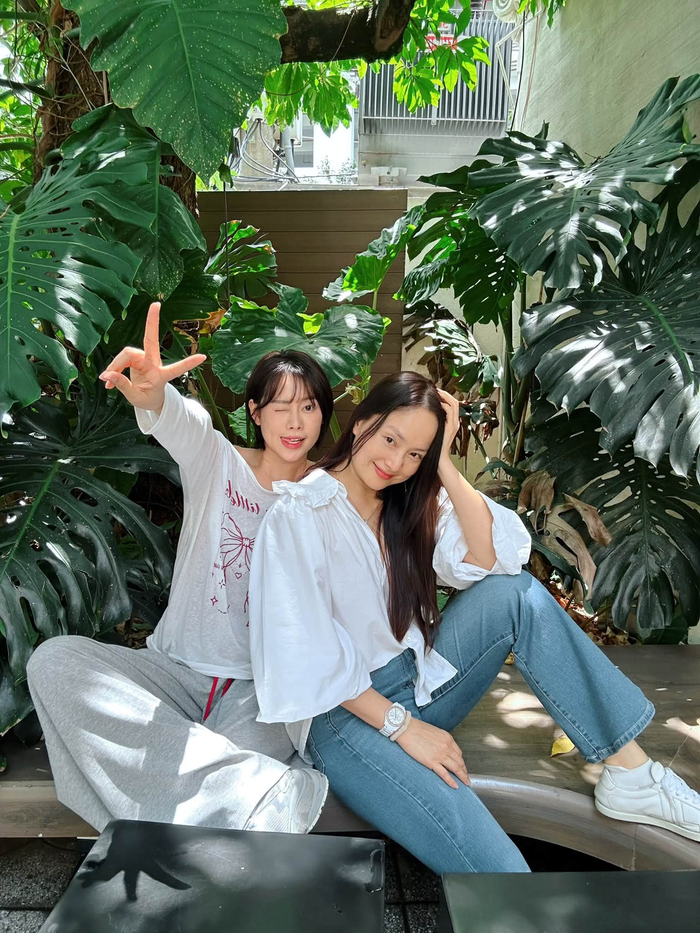Lan Phương công khai hình ảnh người mới là Việt Phương Thoa.