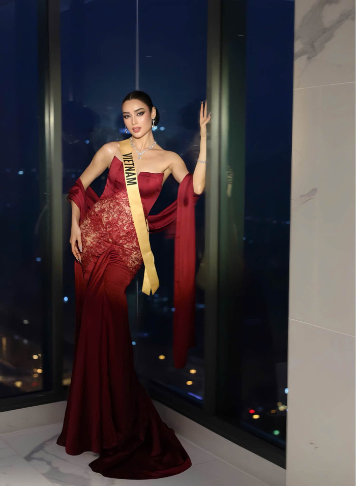 Hình ảnh của Emoura Phạm tại Miss Grand International 2026.