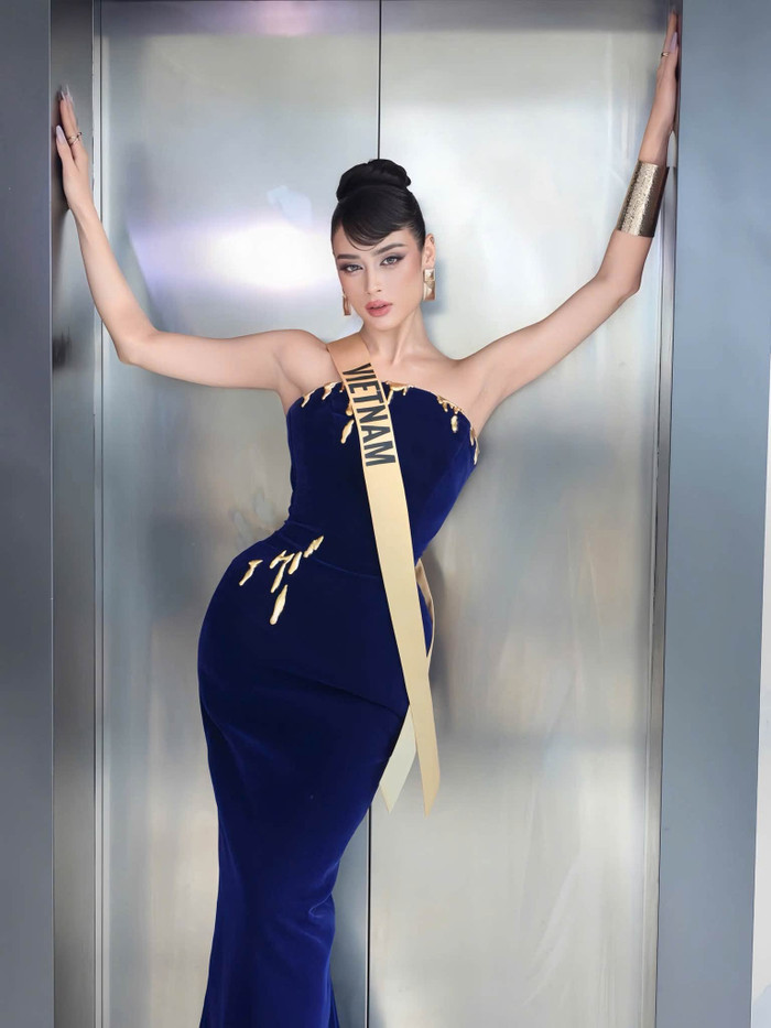 Thiết kế giúp Emoura Phạm ghi điểm trong hoạt động của ngày thứ 3 tại Miss Grand International 2026.
