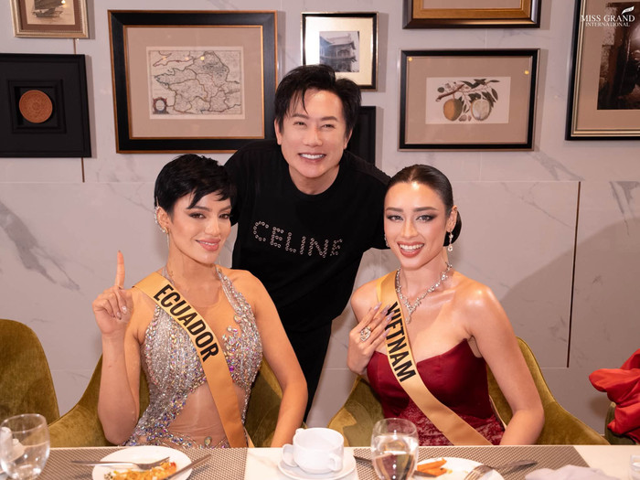 Emoura Phạm đang nhận sự quan tâm tích cực từ phía ban tổ chức cuộc thi, cũng như khán giả theo dõi Miss Grand International 2026.