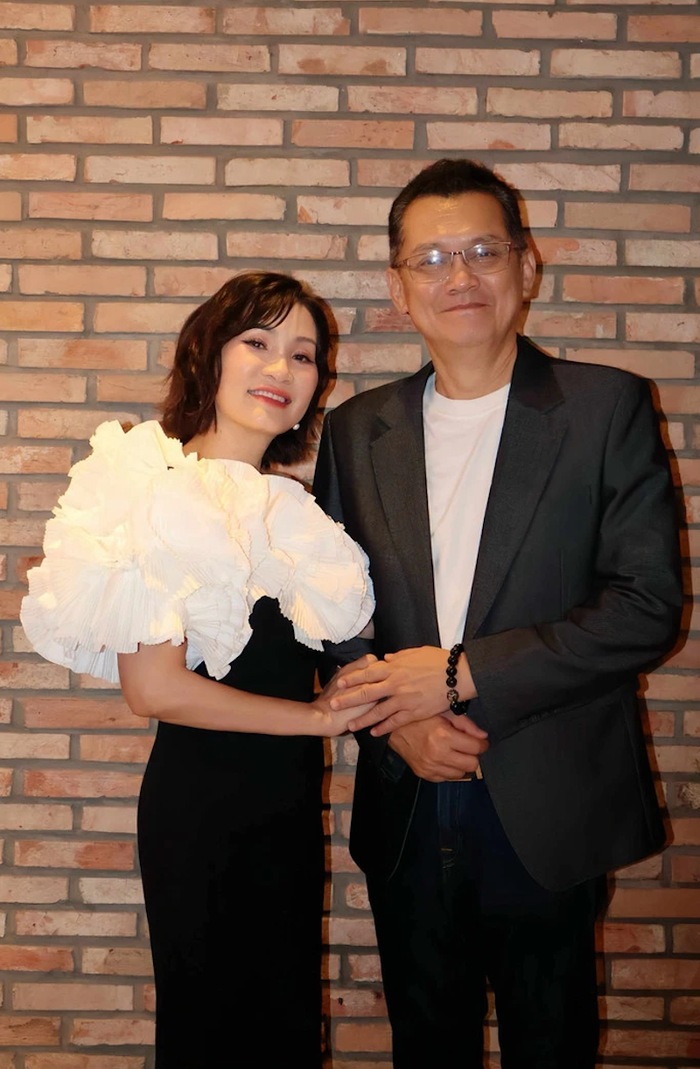 NSƯT Hữu Châu vừa gây chú ý khi công khai đòi nợ Hồng Đào 500 triệu đồng trên mạng xã hội.&nbsp;