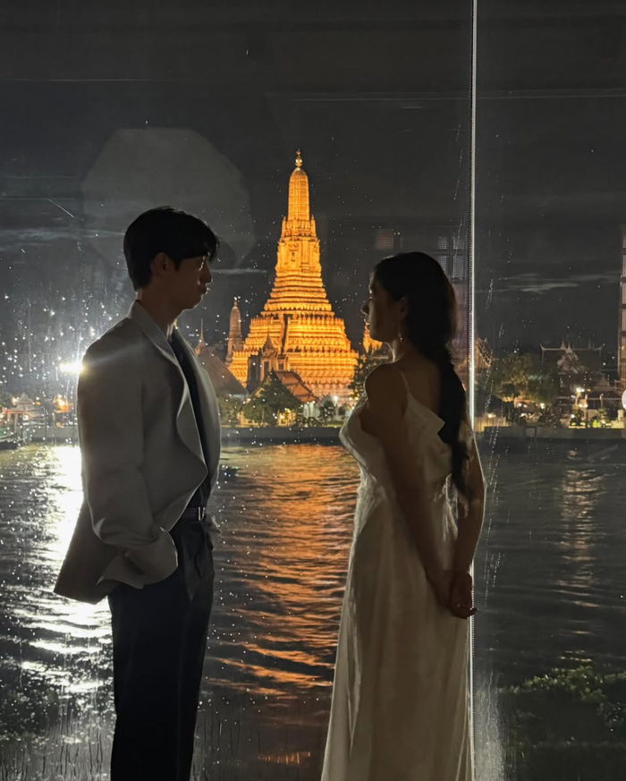 Khoảnh khắc An Eun Jin đứng cạnh Seo Kang Joon gây chú ý.