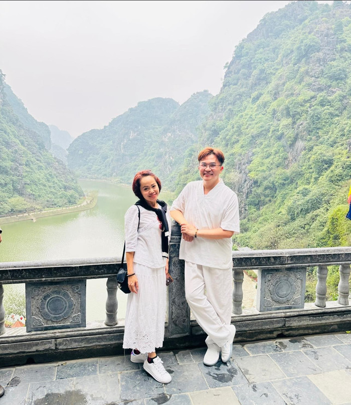 Đại Nghĩa và Kim Huyền là đôi bạn thân thiết lâu năm trong showbiz Việt.&nbsp;