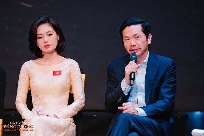 Sau nhiều năm hoạt động nghệ thuật, gia đình vẫn luôn là ưu tiên quan trọng với NSND Trung Anh.