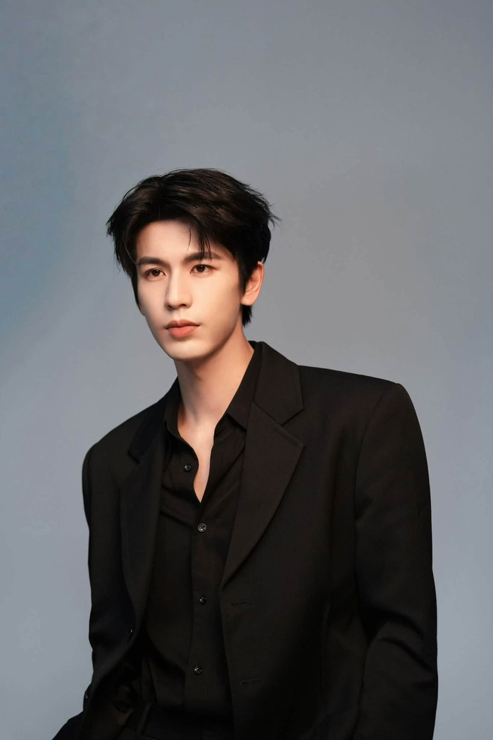 Trương Lăng Hách trở thành cái tên gây bất ngờ nhất khi vượt nhiều đàn anh để dẫn đầu bảng xếp hạng.