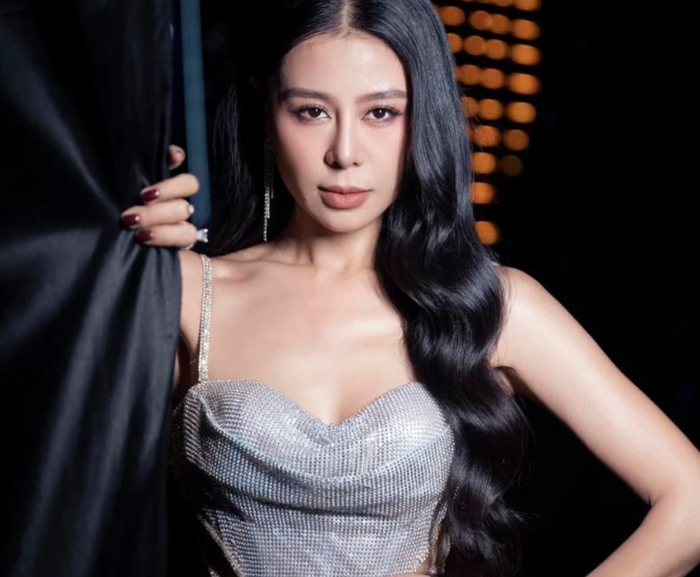 Diễn viên Nam Thư.