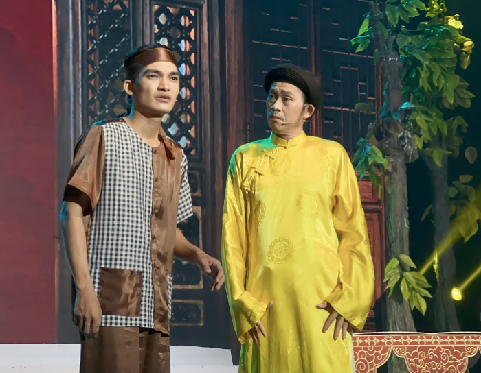 Mạc Văn Khoa từng đứng chung sân khấu với NSƯT Hoài Linh.