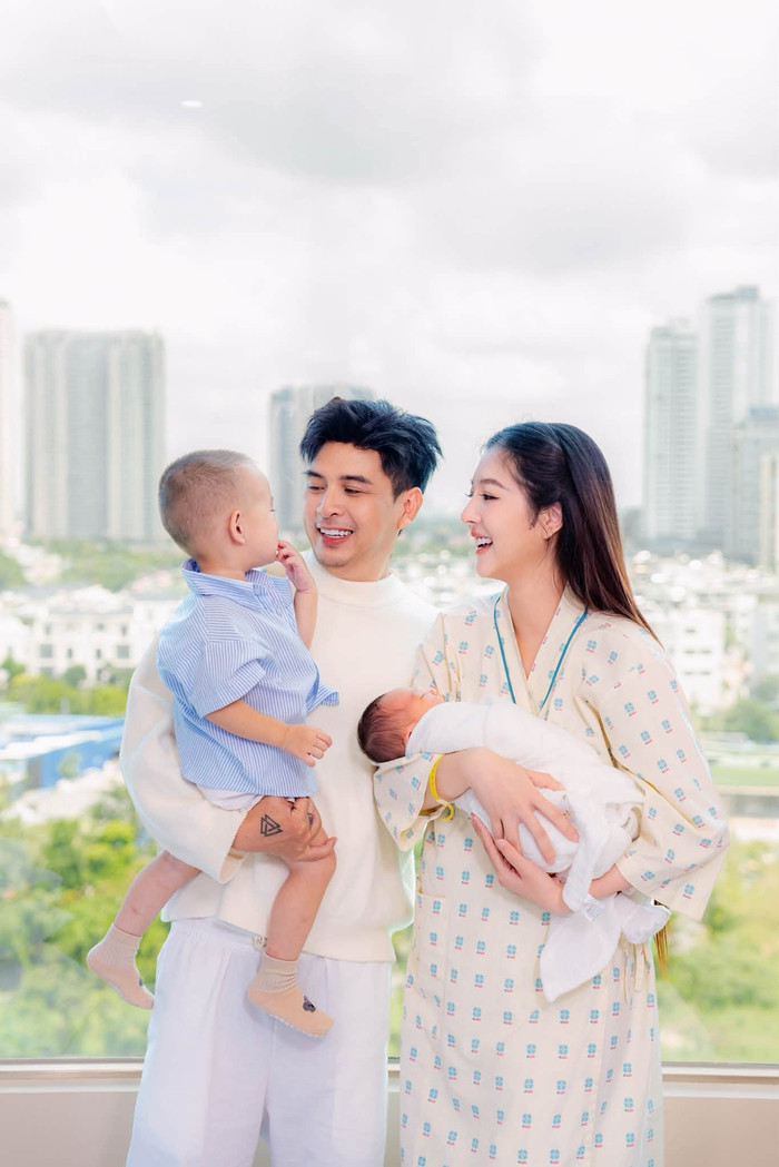 Hồ Quang Hiếu hạnh phúc báo tin vợ vừa sinh con thứ 2.&nbsp;
