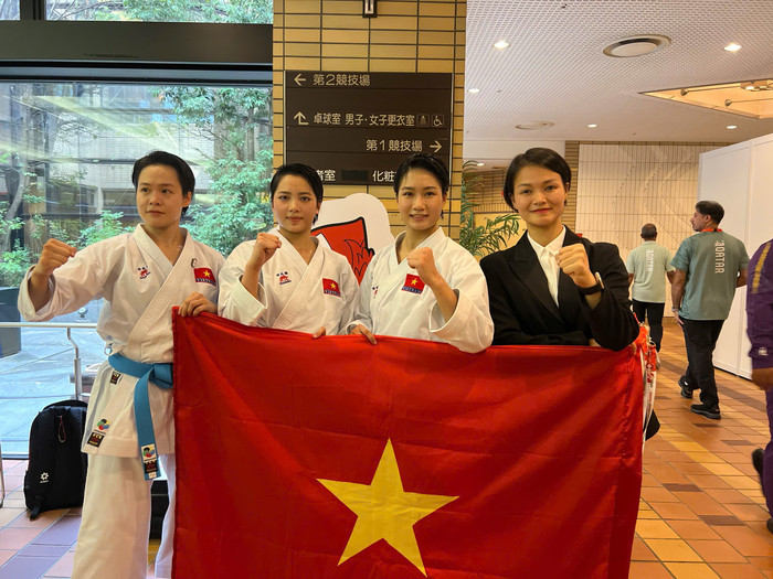 Đoàn Thể thao Việt Nam đã đón tin vui lớn tại ASIAD 2026 khi bộ ba Nguyễn Ngọc Trâm, Bùi Ngọc Nhi và Hoàng Thị Thu Uyên xuất sắc giành HCV nội dung kata đồng đội nữ.&nbsp;Ảnh: Qúy Lượng